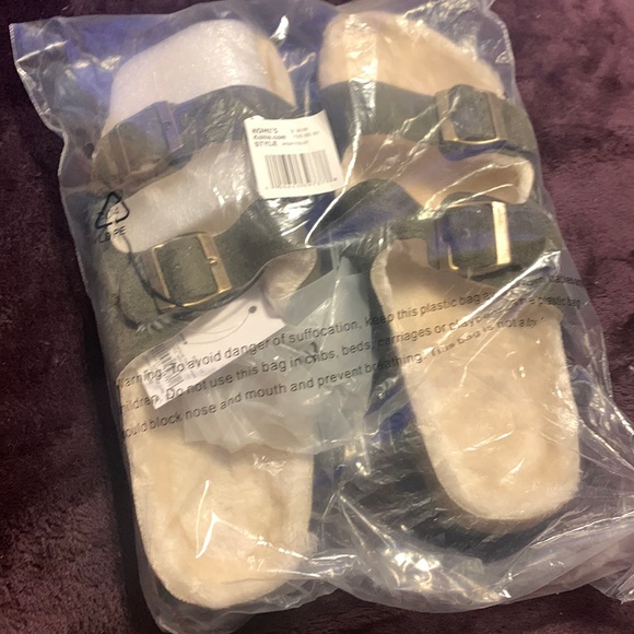 Brand new Furry  slides‼️ - Picture 1 of 3